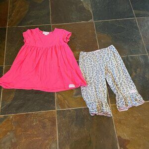 Ruffle Girl Capri Pants Set, Hot Pink and Grey Leopard Print Size 12/14